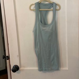 Blueish green lululemon tank